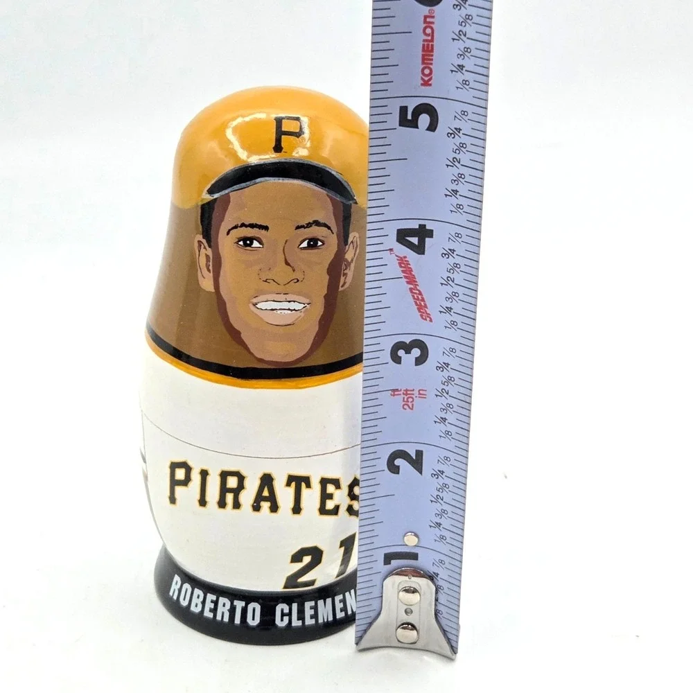 Roberto Clemente 2004 Limited Edition Wood Nesting Dolls, Pittsburgh Pirates MLB